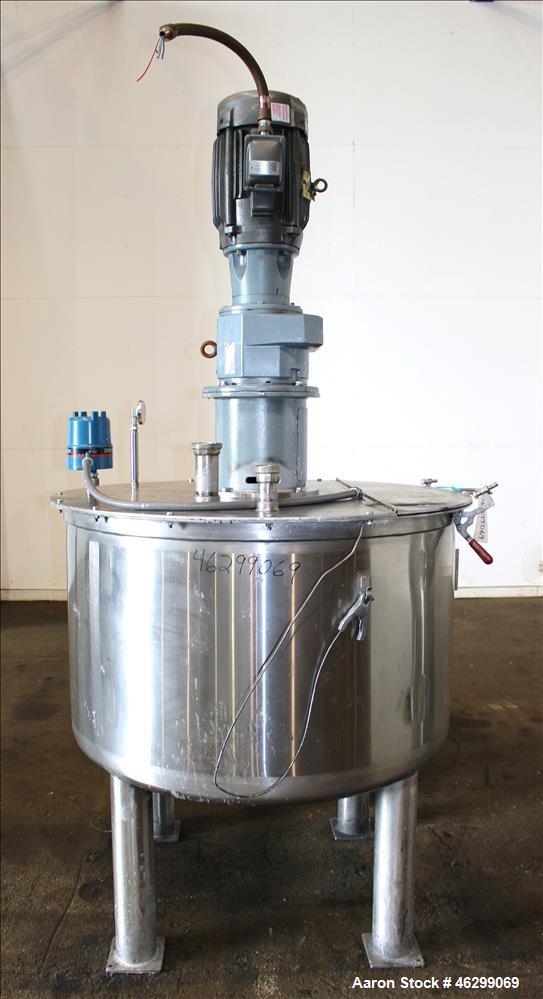 Used Tank, Approximately 200 Gallons, 304 Stainless Steel, Vertical. 46" Diameter x 25" straight side. Bolt-on flat top with 1/4 hinged cover, dished bottom. Top entering agitator, with 2-1/2" diamet...