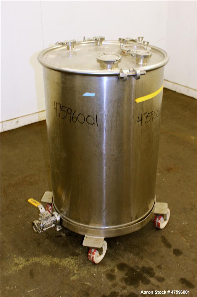 Used Tank, Approximate 50 Gallon, 316 Stainless Steel, Vertical.