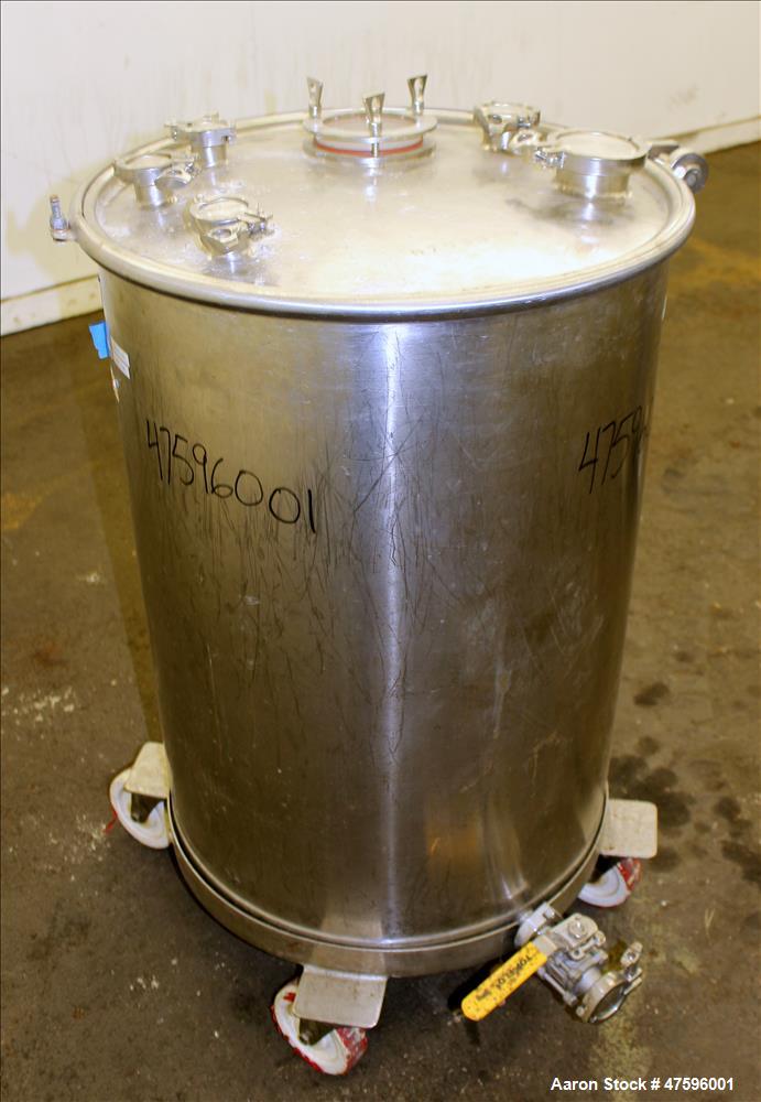 Used Tank, Approximate 50 Gallon, 316 Stainless Steel, Vertical.