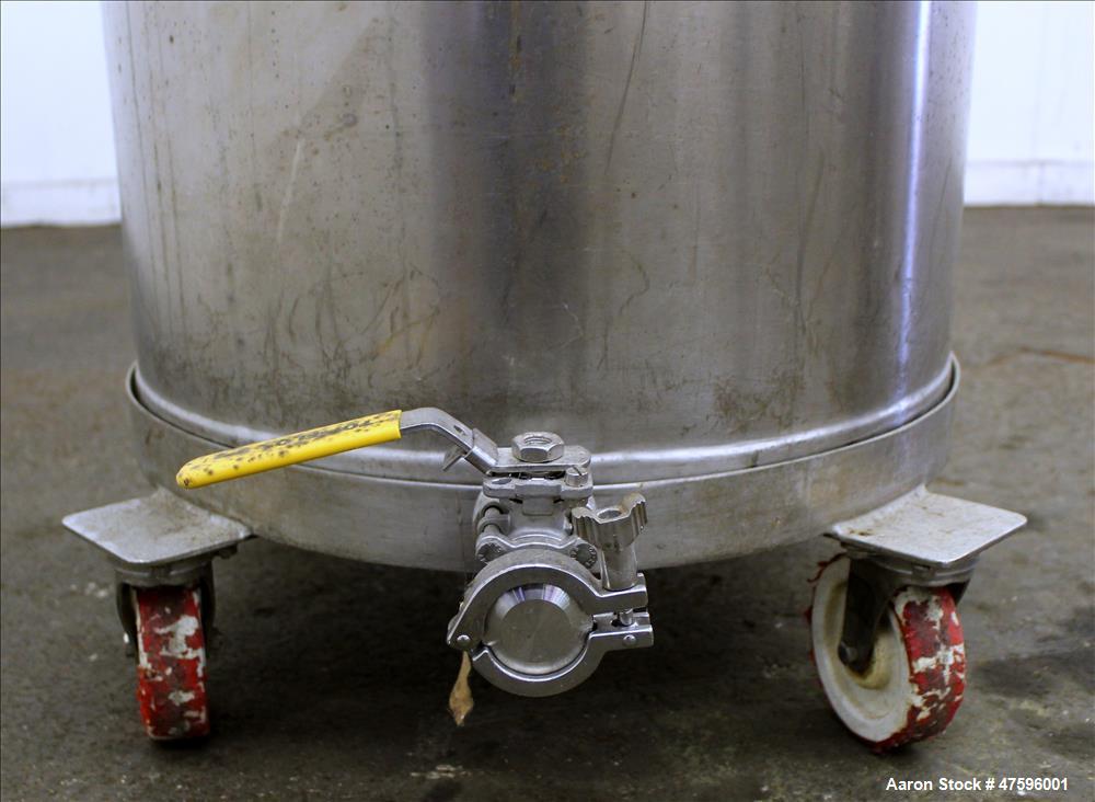 Used Tank, Approximate 50 Gallon, 316 Stainless Steel, Vertical.