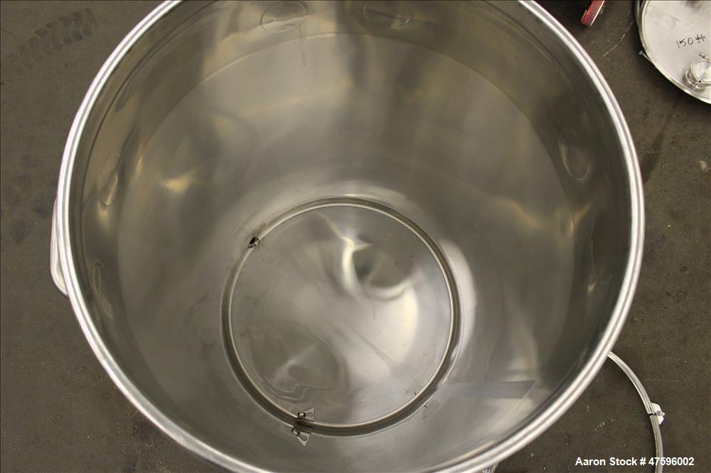 Used Tank, Approximate 75 Gallon, 316 Stainless Steel, Vertical.