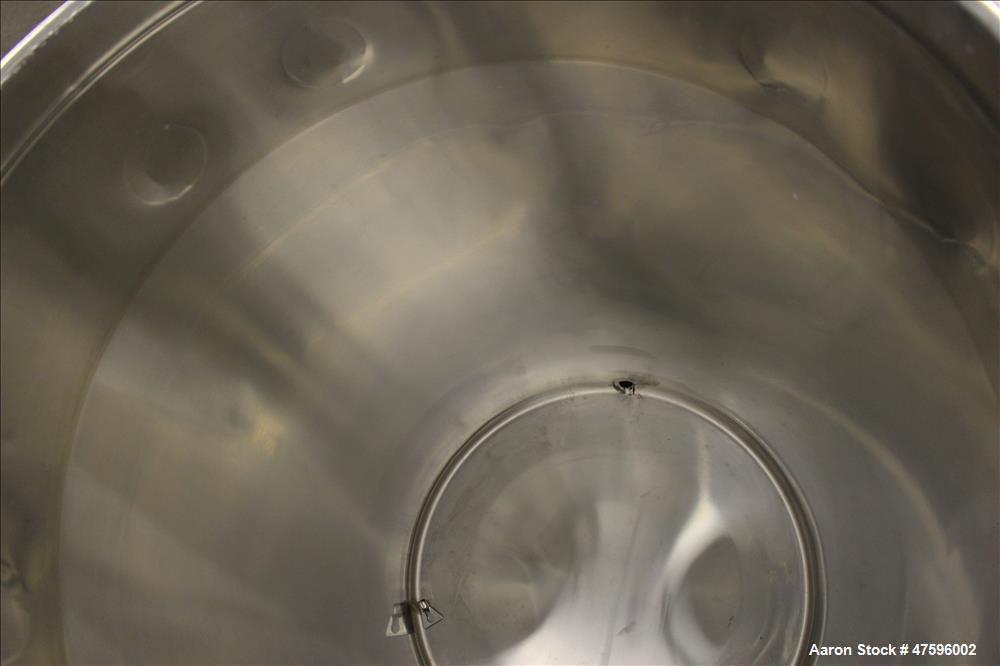 Used Tank, Approximate 75 Gallon, 316 Stainless Steel, Vertical.