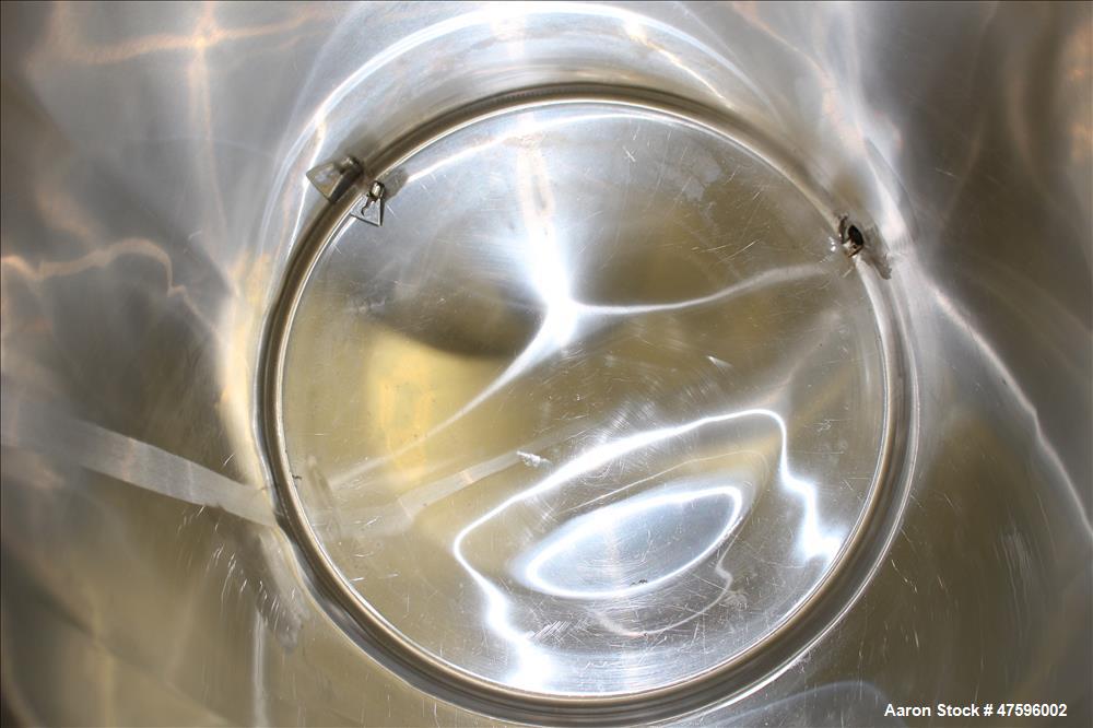 Used Tank, Approximate 75 Gallon, 316 Stainless Steel, Vertical.