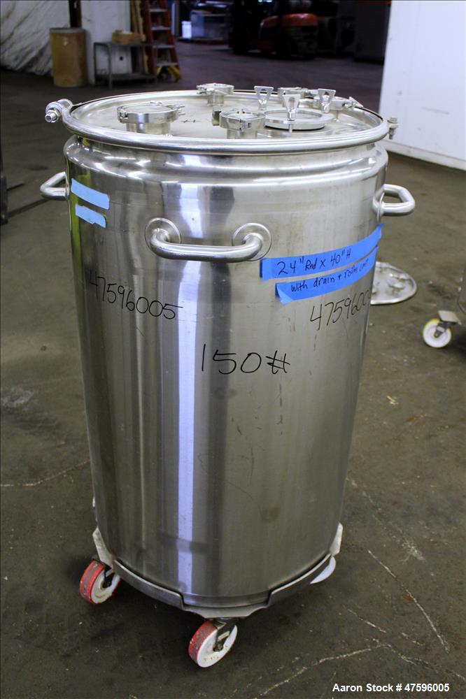 Used Tank, Approximate 75 Gallon, 316 Stainless Steel, Vertical.