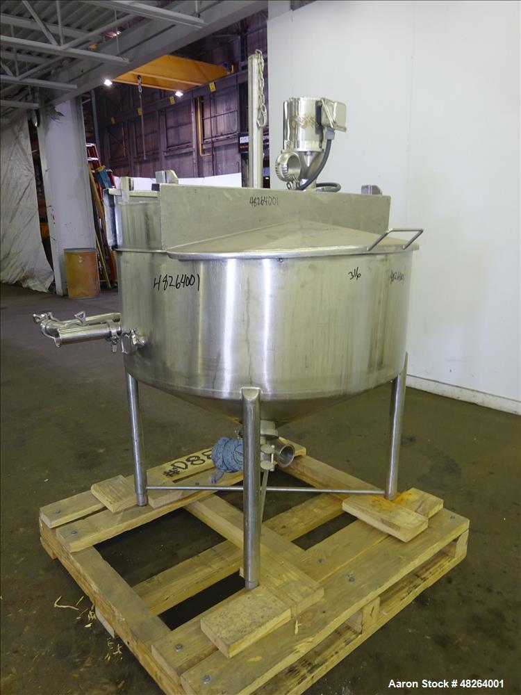 Used Mix Tank, Approximately 100 Gallon, 316 Stainless Steel, Vertical.