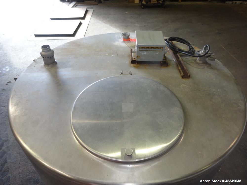 Used CIP Tank, Approximately 500 Gallons, 304 Stainless Steel, Vertical.