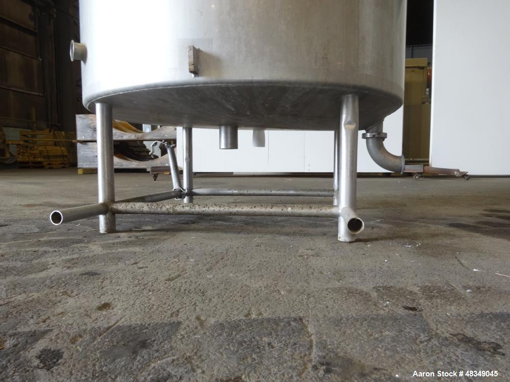 Used CIP Tank, Approximately 500 Gallons, 304 Stainless Steel, Vertical.