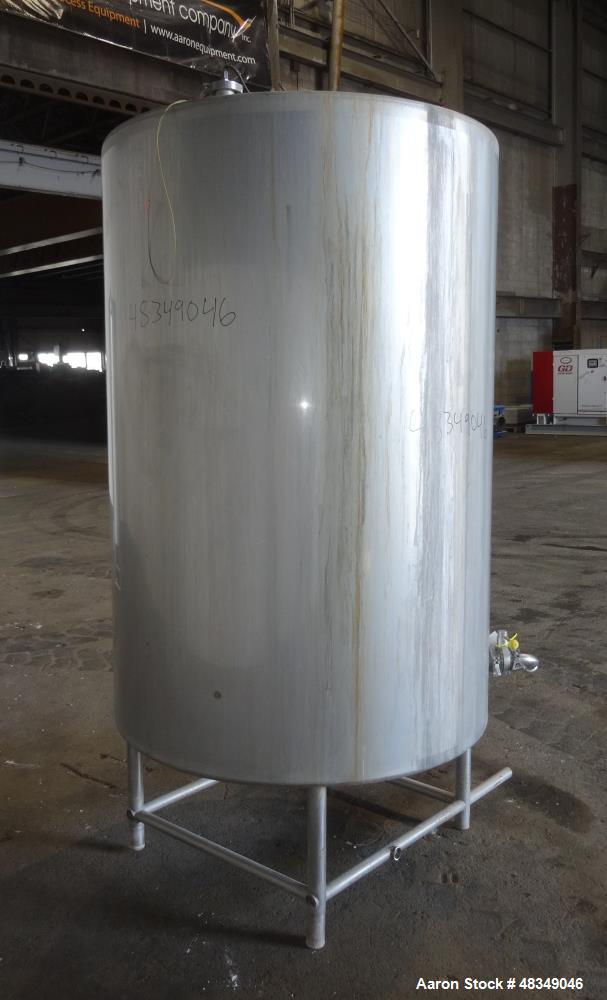 Used CIP Tank, Approximately 500 Gallons, 304 Stainless Steel, Vertical.