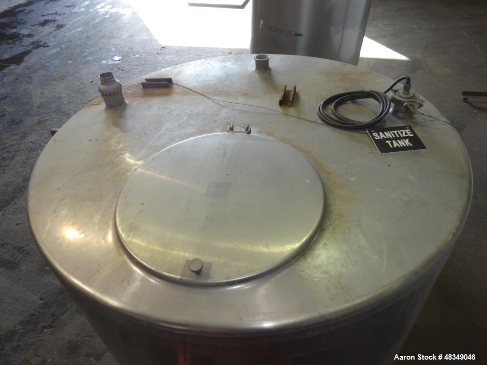 Used CIP Tank, Approximately 500 Gallons, 304 Stainless Steel, Vertical.