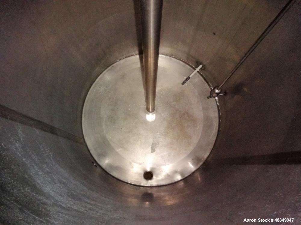 Used CIP Tank, Approximately 500 Gallons, 304 Stainless Steel, Vertical.