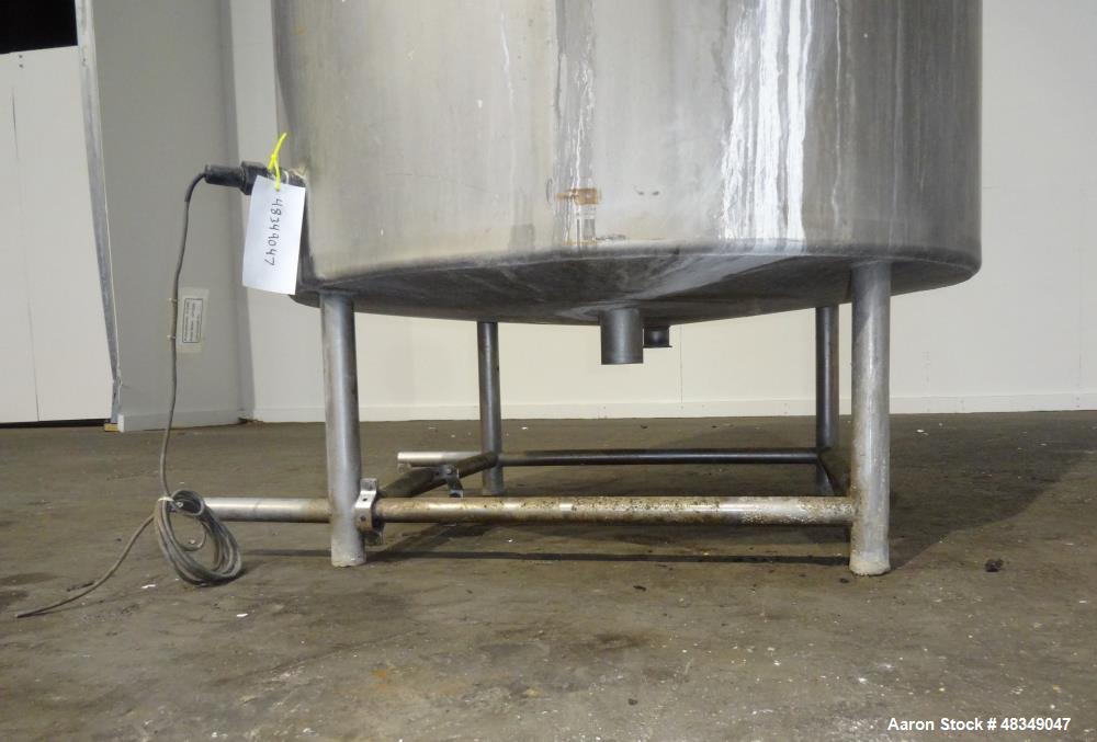 Used- CIP Tank, Approximately 500 Gallons, 304 Stainless Steel, Vertical.