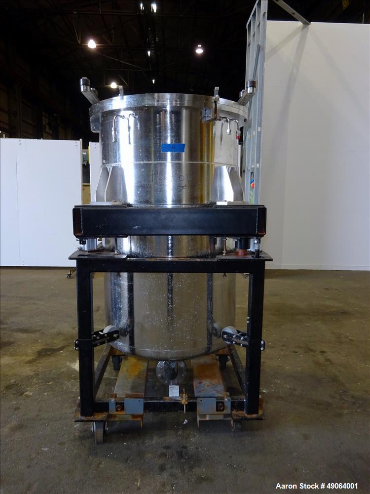 Used Tank, Approximate 250 Gallon, 316 Stainless Steel, Vertical.