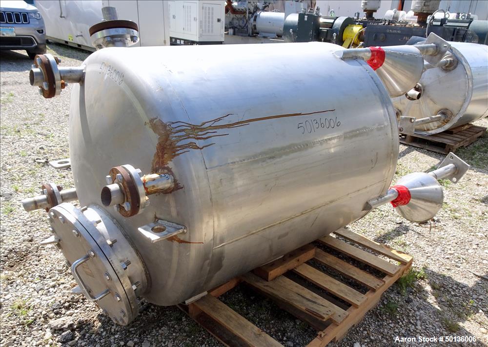 Used Four Corp. Pressure Tank, Approximate 250 Gallon, 316L Stainless Steel, Ve