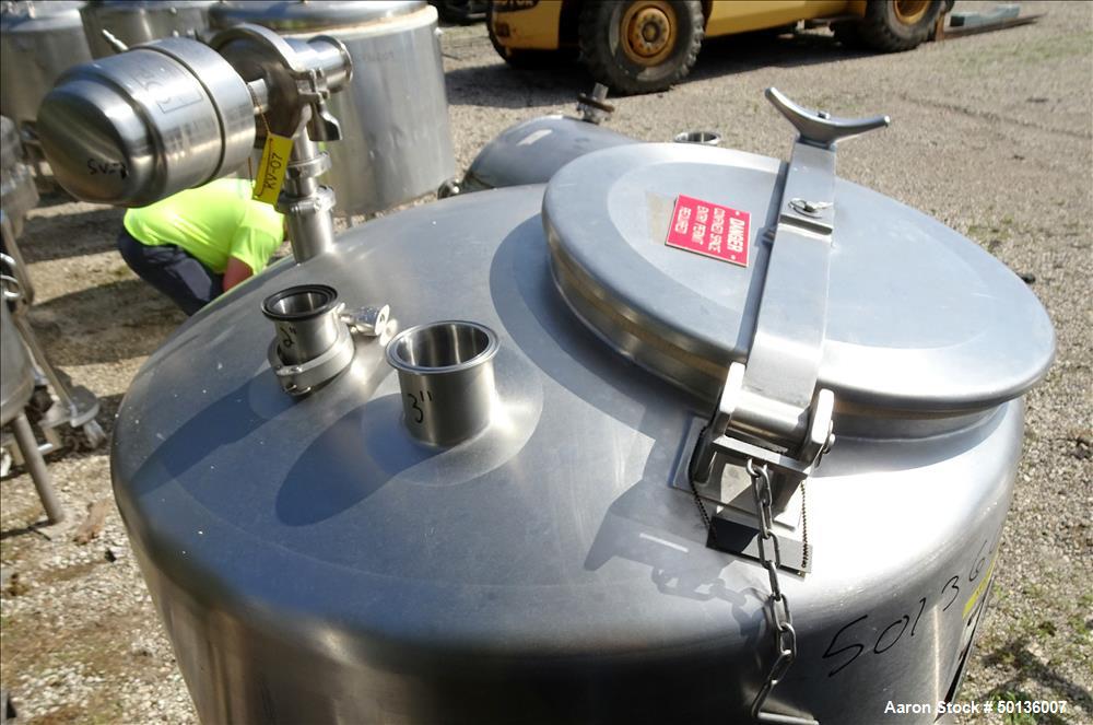 Used Tank, Approximate Gallon, 316 Stainless Steel, Vertical.