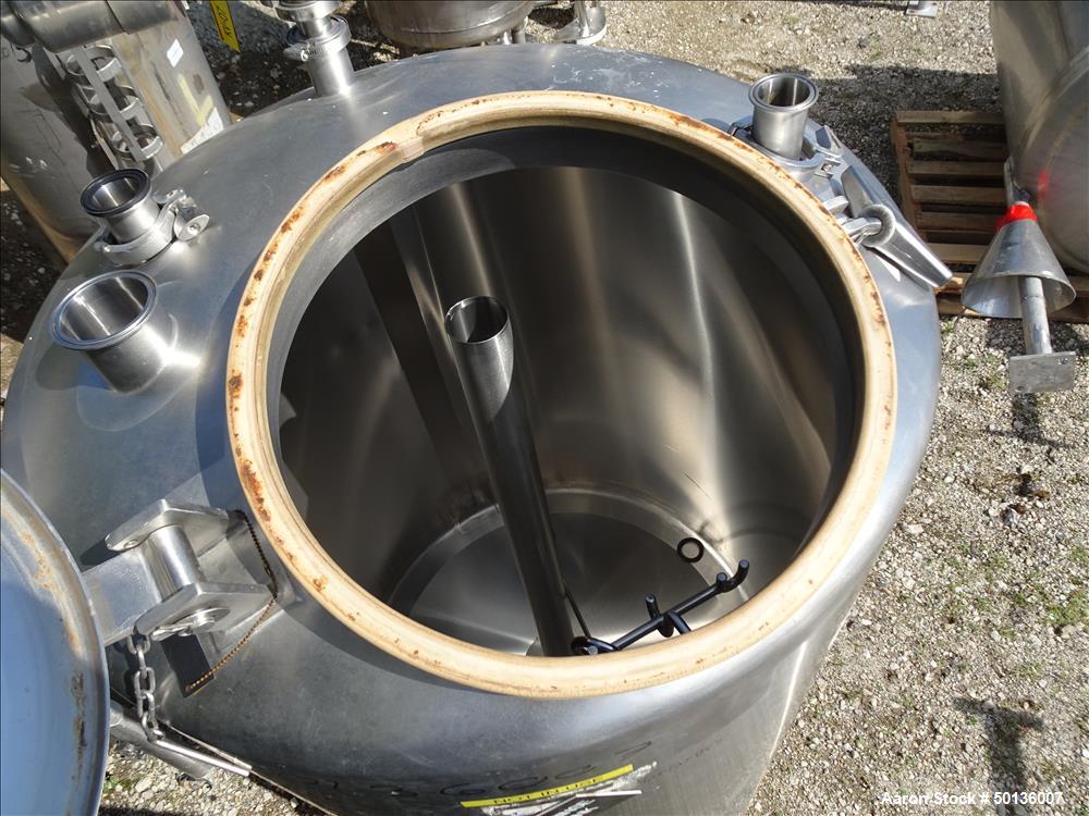 Used Tank, Approximate Gallon, 316 Stainless Steel, Vertical.