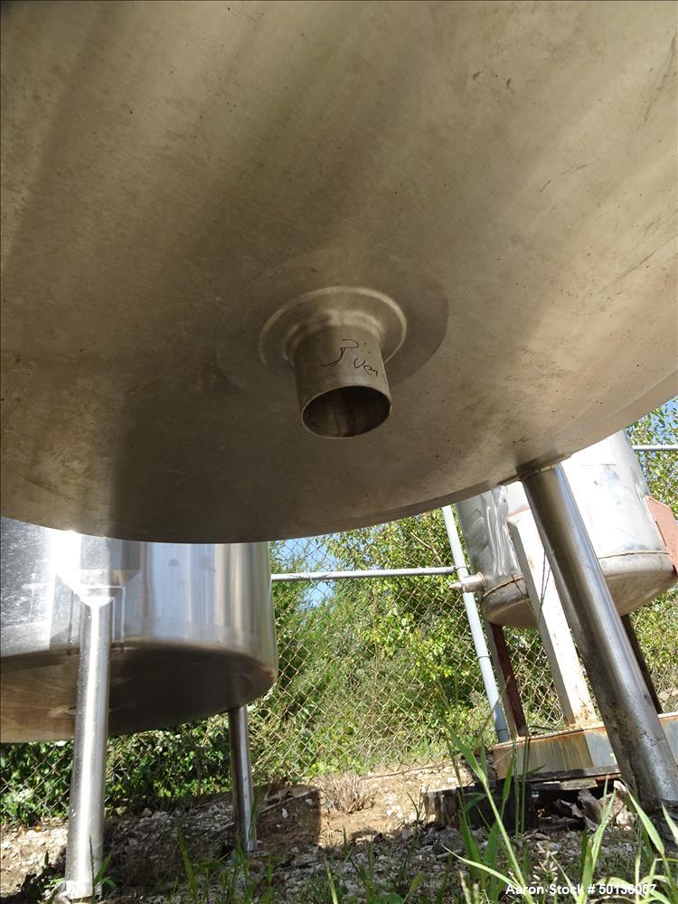 Used Tank, Approximate Gallon, 316 Stainless Steel, Vertical.