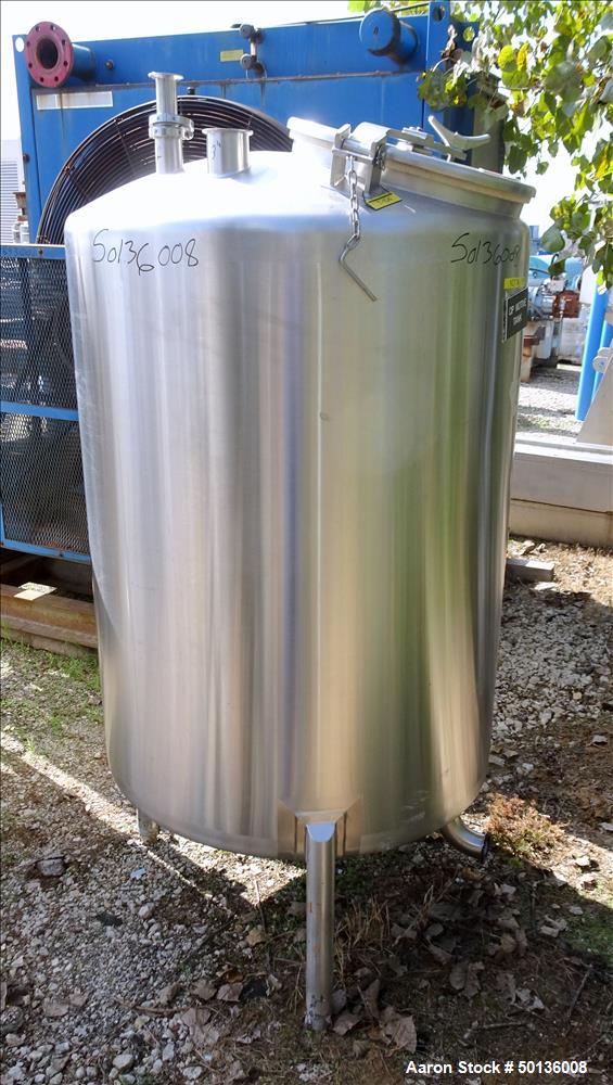 Used Tank, Approximate Gallon, 316 Stainless Steel, Vertical.