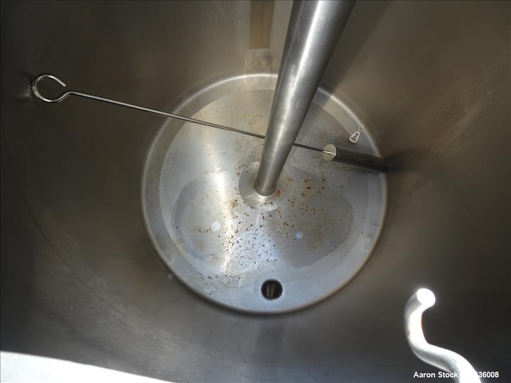 Used Tank, Approximate Gallon, 316 Stainless Steel, Vertical.