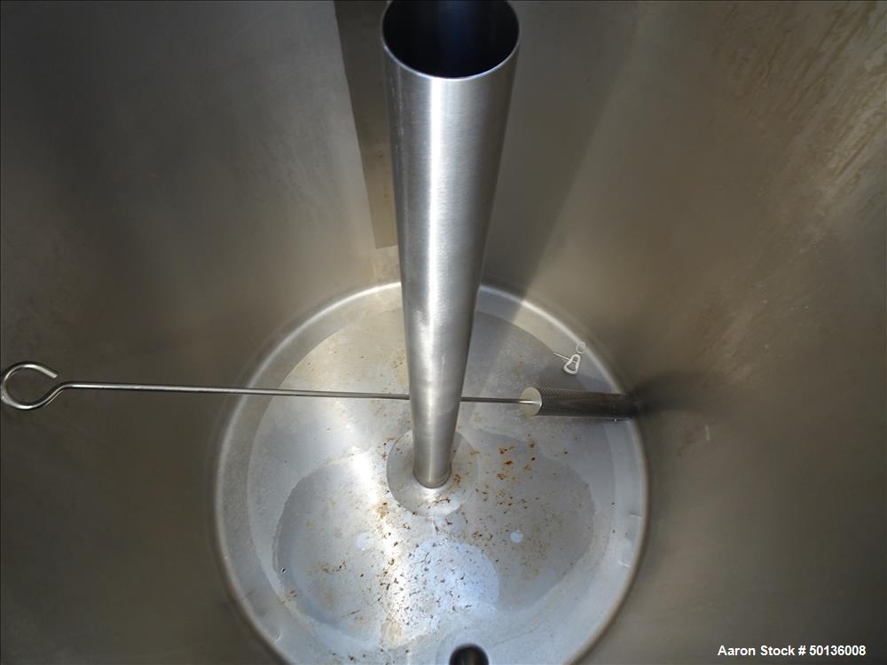 Used Tank, Approximate Gallon, 316 Stainless Steel, Vertical.