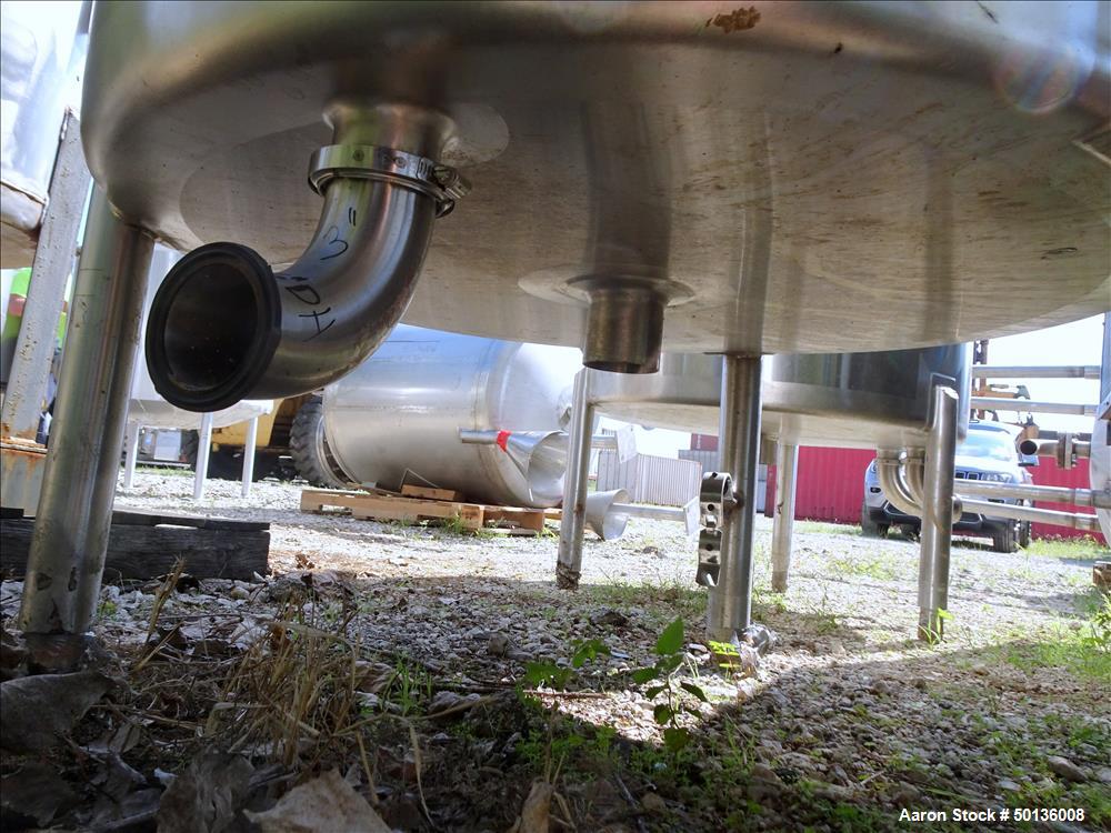 Used Tank, Approximate Gallon, 316 Stainless Steel, Vertical.