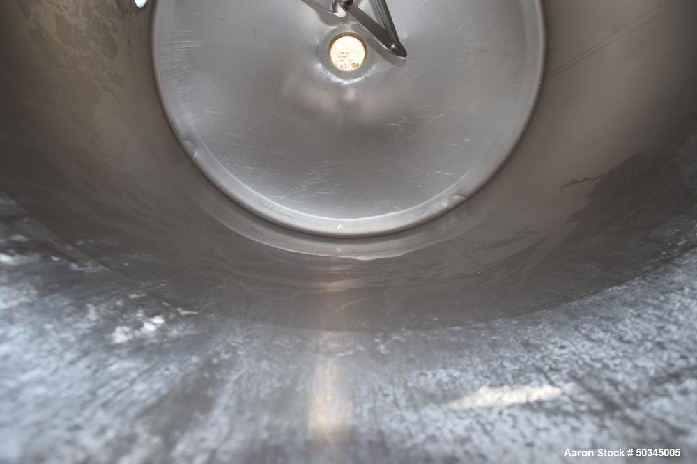 Used Tank, 200 Gallon, Stainless Steel, Vertical.