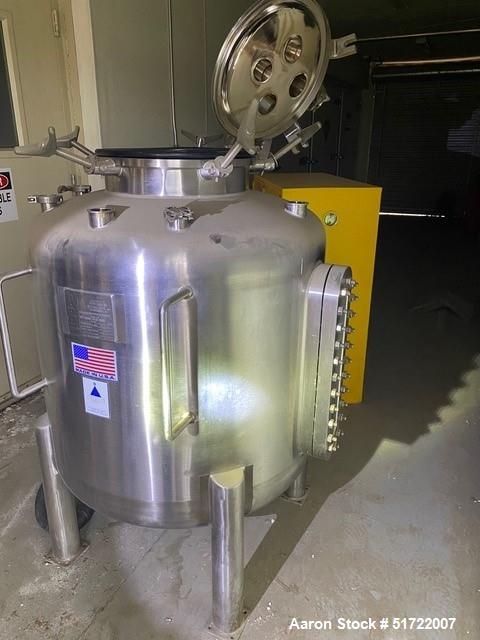 Used Precision Stainless Pressure Vessel / Tank. 100 gallon / 400 liter capacity