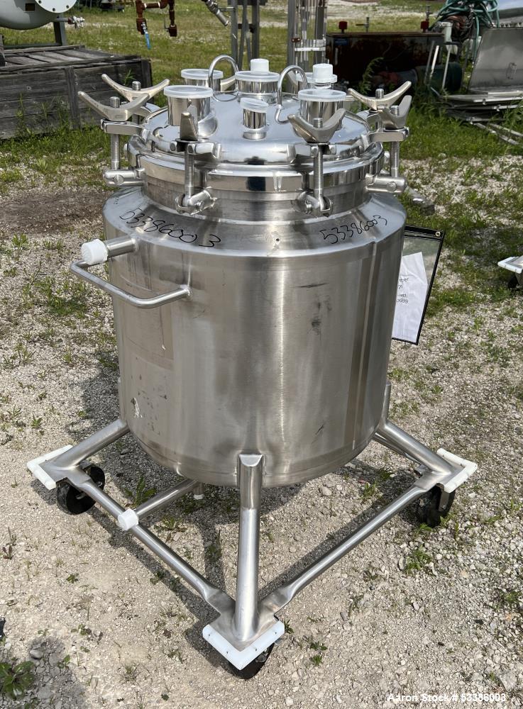 Used- Stainless Steel 120 Liter / 31.7 Gallon Jacketed Tank, Stainless Steel, Vertical. Approximate 20" diameter x 24" strai...