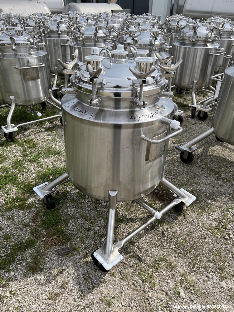 Used- Stainless Steel 120 Liter / 31.7 Gallon Jacketed Tank, Stainless Steel, Vertical. Approximate 20" diameter x 24" strai...