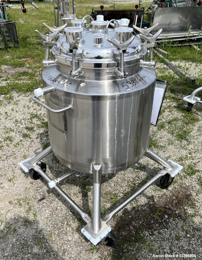 Used- Stainless Steel 120 Liter / 31.7 Gallon Jacketed Tank, Stainless Steel, Vertical. Approximate 20" diameter x 24" strai...