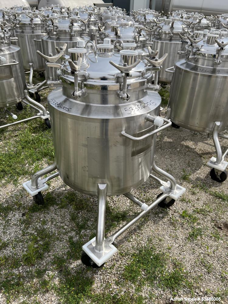 Used- Stainless Steel 120 Liter / 31.7 Gallon Jacketed Tank, Stainless Steel, Vertical. Approximate 20" diameter x 24" strai...