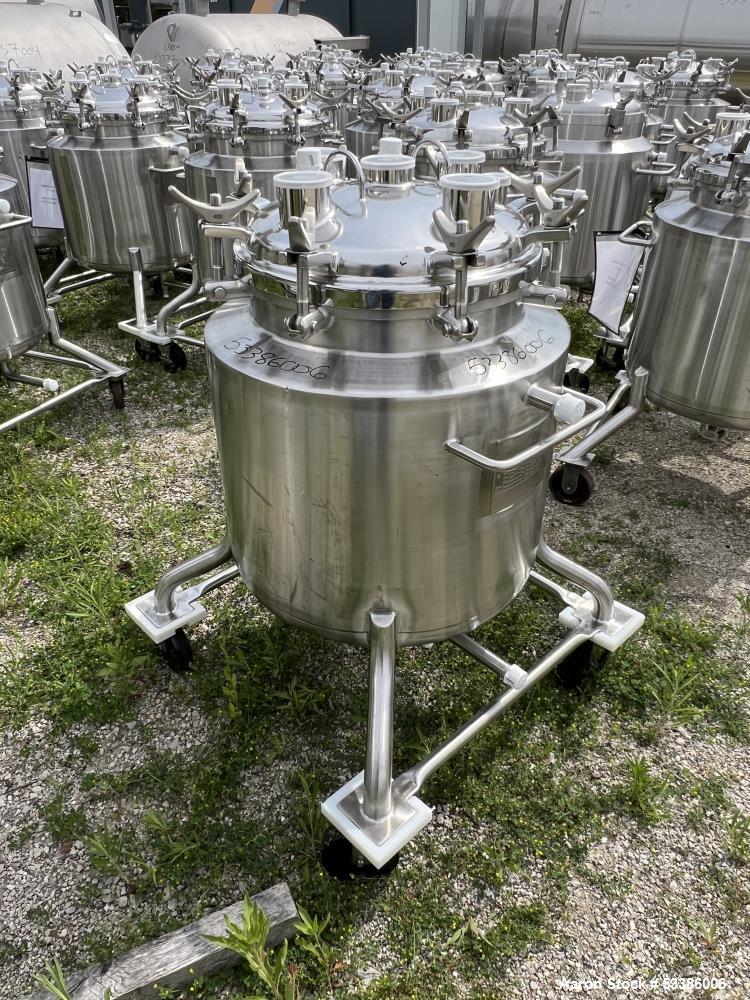 Used- Stainless Steel 120 Liter / 31.7 Gallon Jacketed Tank, Stainless Steel, Vertical. Approximate 20" diameter x 24" strai...