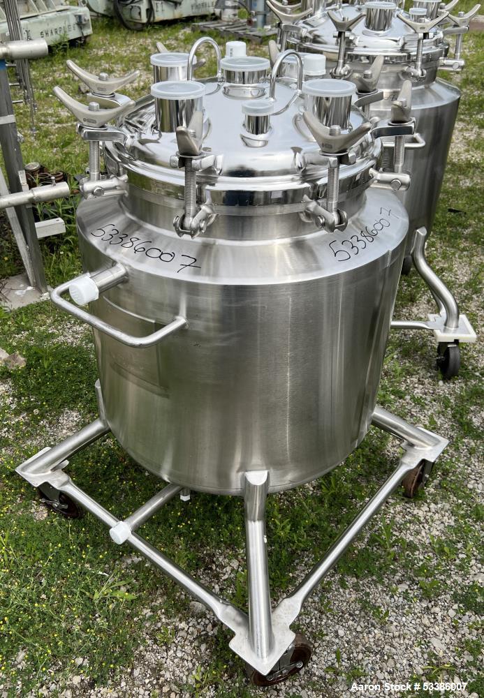 Used- Stainless Steel 120 Liter / 31.7 Gallon Jacketed Tank, Stainless Steel, Vertical. Approximate 20" diameter x 24" strai...