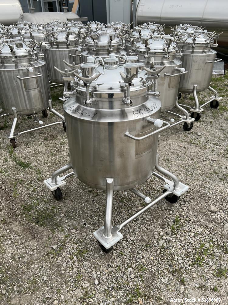 Used- Stainless Steel 120 Liter / 31.7 Gallon Jacketed Tank, Stainless Steel, Vertical. Approximate 20" diameter x 24" strai...