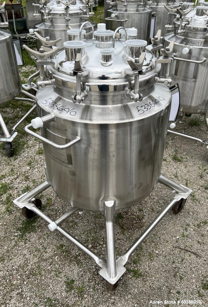 Used- Stainless Steel 120 Liter / 31.7 Gallon Jacketed Tank, Stainless Steel, Vertical. Approximate 20" diameter x 24" strai...