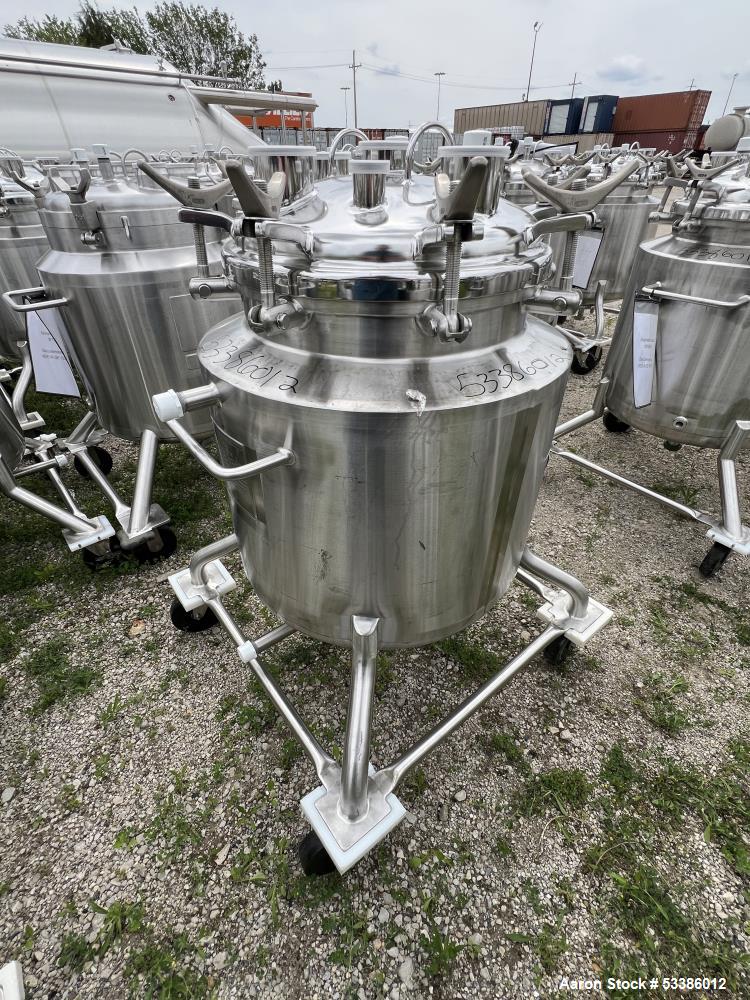 Used- Stainless Steel 120 Liter / 31.7 Gallon Jacketed Tank, Stainless Steel, Vertical. Approximate 20" diameter x 24" strai...