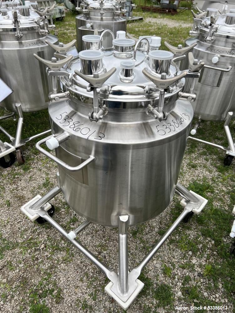 Used- Stainless Steel 120 Liter / 31.7 Gallon Jacketed Tank, Stainless Steel, Vertical. Approximate 20" diameter x 24" strai...