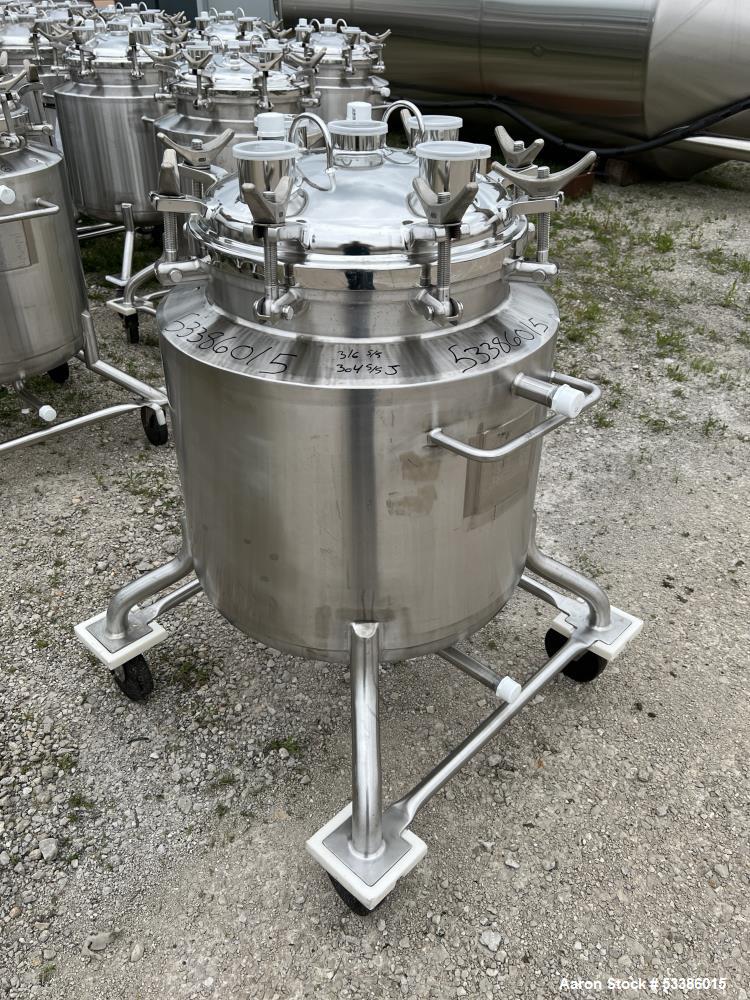 Used- Stainless Steel 120 Liter / 31.7 Gallon Jacketed Tank, Stainless Steel, Vertical. Approximate 20" diameter x 24" strai...