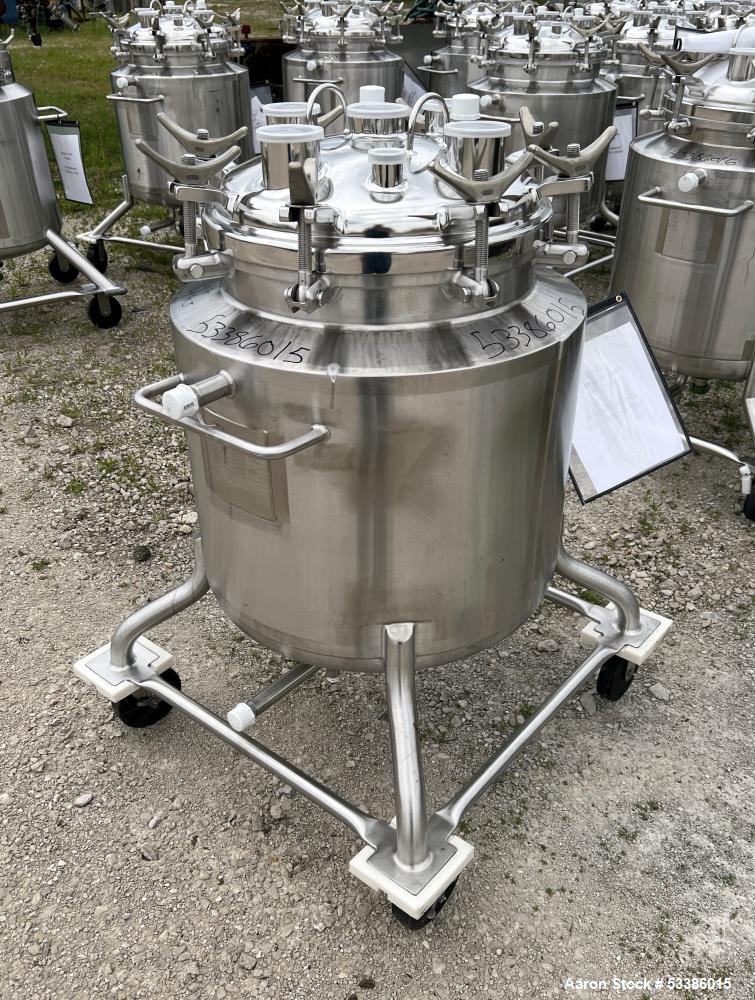 Used- Stainless Steel 120 Liter / 31.7 Gallon Jacketed Tank, Stainless Steel, Vertical. Approximate 20" diameter x 24" strai...