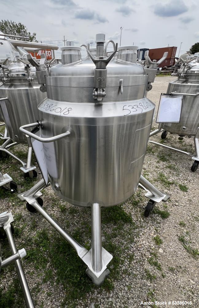 Used- Stainless Steel 120 Liter / 31.7 Gallon Jacketed Tank, Stainless Steel, Vertical. Approximate 20" diameter x 24" strai...