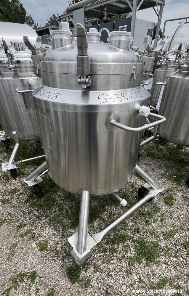 Used- Stainless Steel 120 Liter / 31.7 Gallon Jacketed Tank, Stainless Steel, Vertical. Approximate 20" diameter x 24" strai...