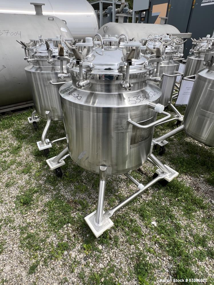 Used- Stainless Steel 120 Liter / 31.7 Gallon Jacketed Tank, Stainless Steel, Vertical. Approximate 20" diameter x 24" strai...