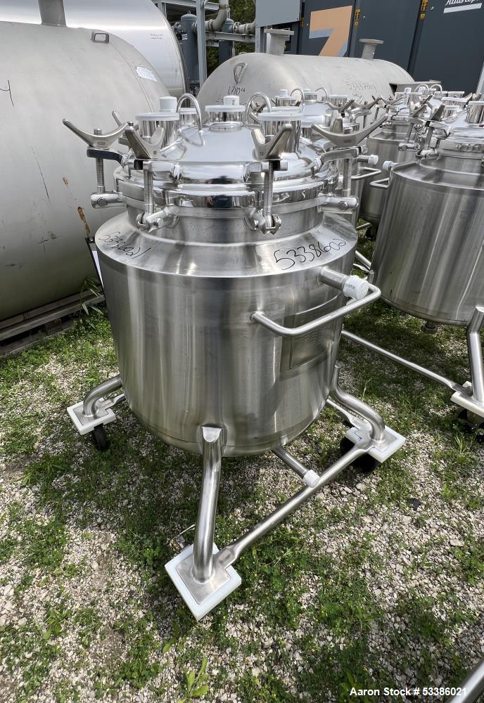 Used- Stainless Steel 120 Liter / 31.7 Gallon Jacketed Tank, Stainless Steel, Vertical. Approximate 20" diameter x 24" strai...