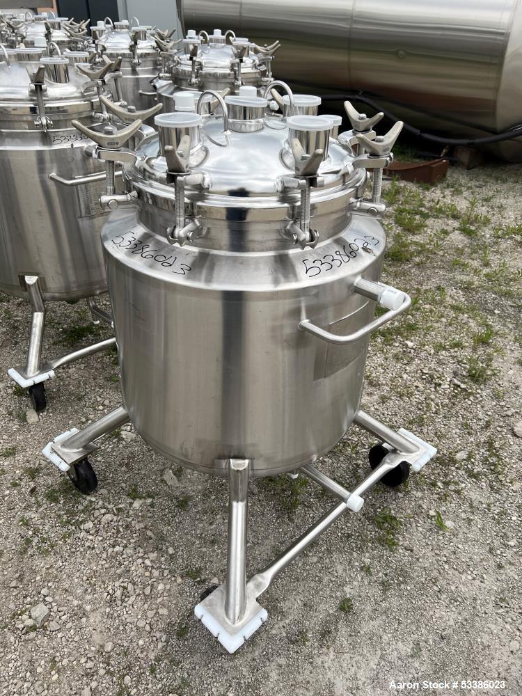 Used- Stainless Steel 120 Liter / 31.7 Gallon Jacketed Tank, Stainless Steel, Vertical. Approximate 20" diameter x 24" strai...