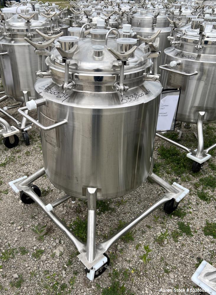 Used- Stainless Steel 120 Liter / 31.7 Gallon Jacketed Tank, Stainless Steel, Vertical. Approximate 20" diameter x 24" strai...