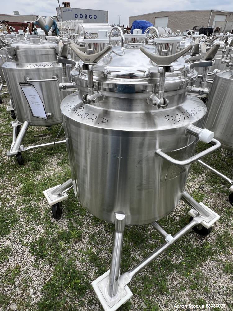 Used- Stainless Steel 120 Liter / 31.7 Gallon Jacketed Tank, Stainless Steel, Vertical. Approximate 20" diameter x 24" strai...