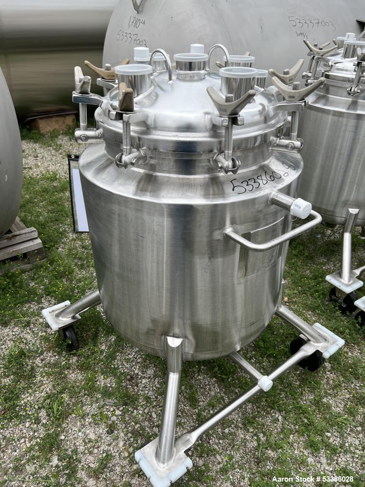 Used- Stainless Steel 120 Liter / 31.7 Gallon Jacketed Tank, Stainless Steel, Vertical. Approximate 20" diameter x 24" strai...