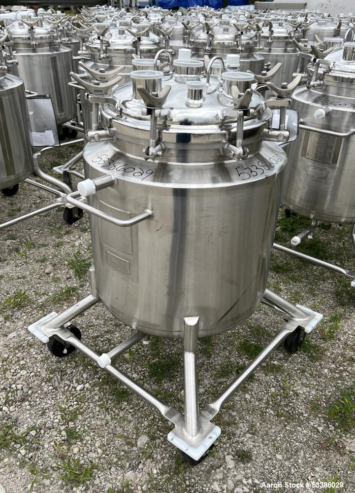 Used- Stainless Steel 120 Liter / 31.7 Gallon Jacketed Tank, Stainless Steel, Vertical. Approximate 20" diameter x 24" strai...