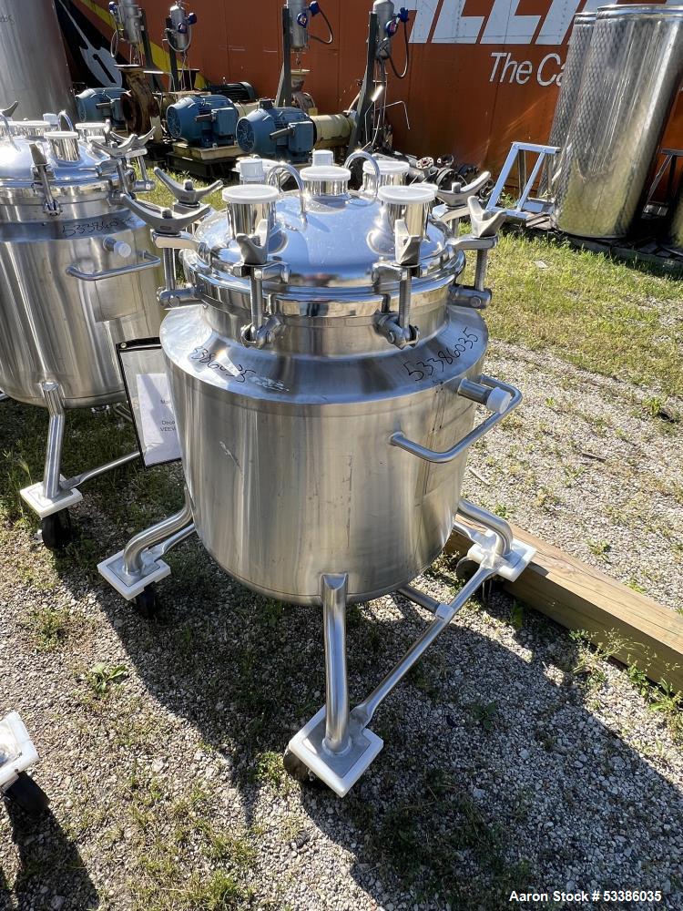 Used- Stainless Steel 120 Liter / 31.7 Gallon Jacketed Tank, Stainless Steel, Vertical. Approximate 20" diameter x 24" strai...