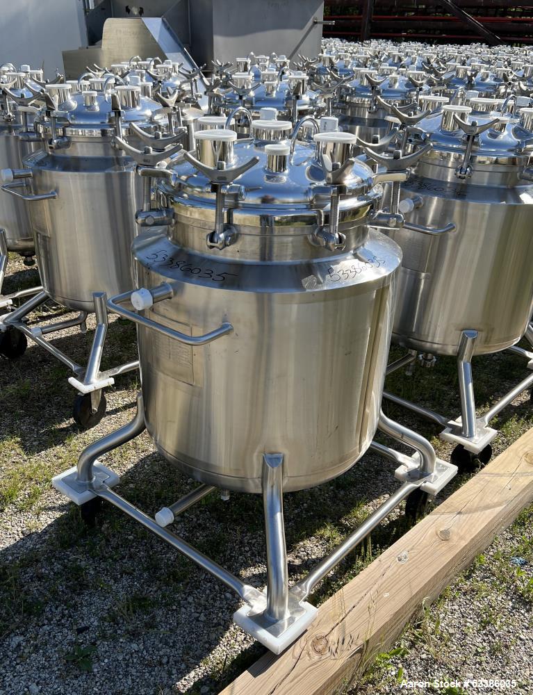 Used- Stainless Steel 120 Liter / 31.7 Gallon Jacketed Tank, Stainless Steel, Vertical. Approximate 20" diameter x 24" strai...