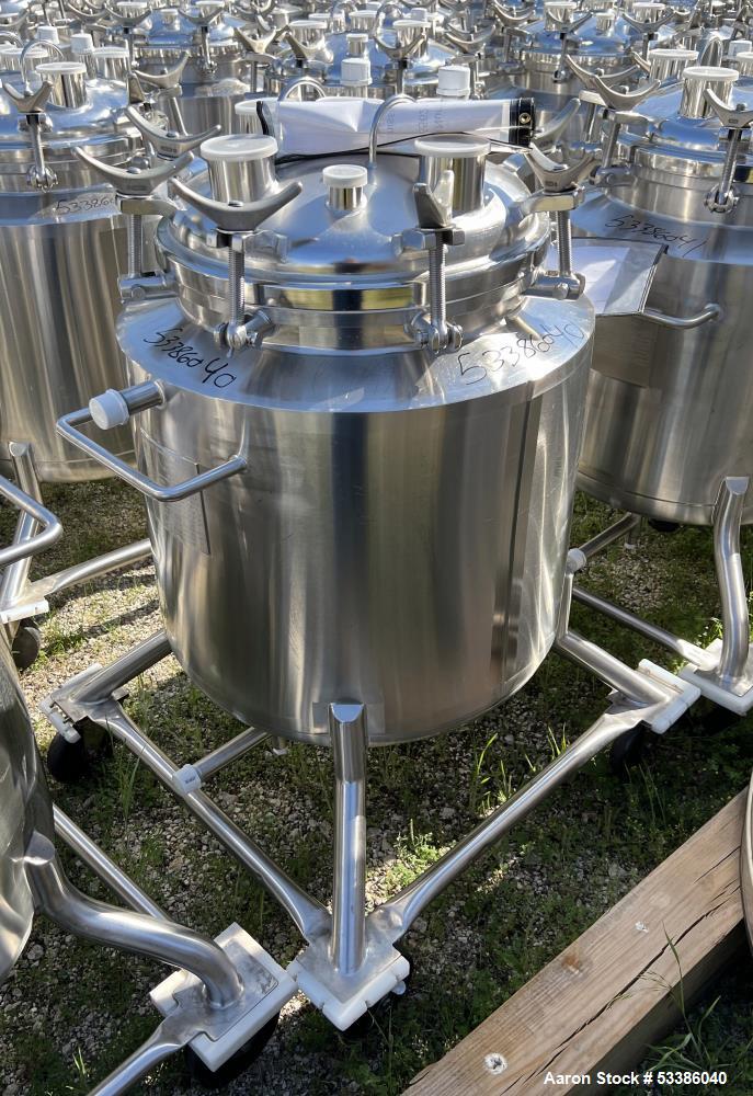 Used- Stainless Steel 120 Liter / 31.7 Gallon Jacketed Tank, Stainless Steel, Vertical. Approximate 20" diameter x 24" strai...